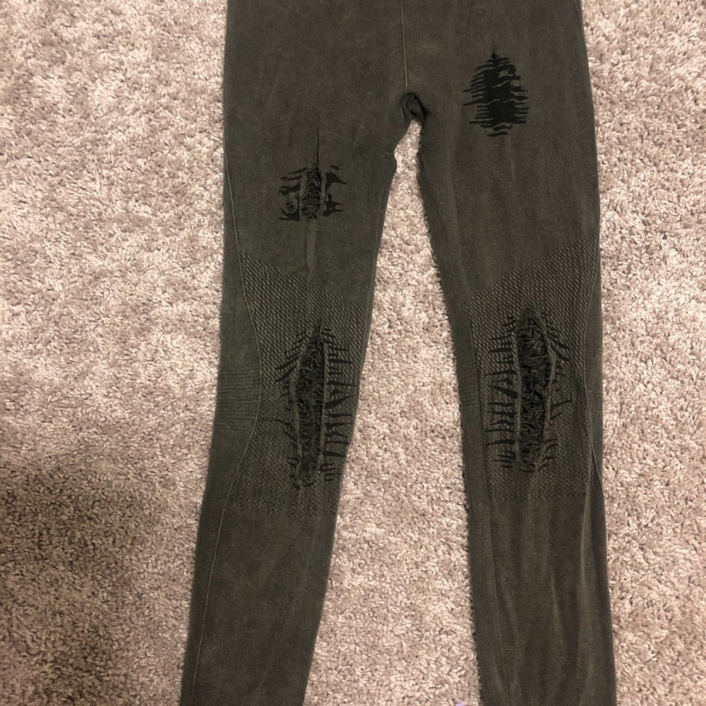 Fashion nova green leggings